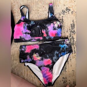 SHEIN - Vibrant Tie-Dye Bikini Set